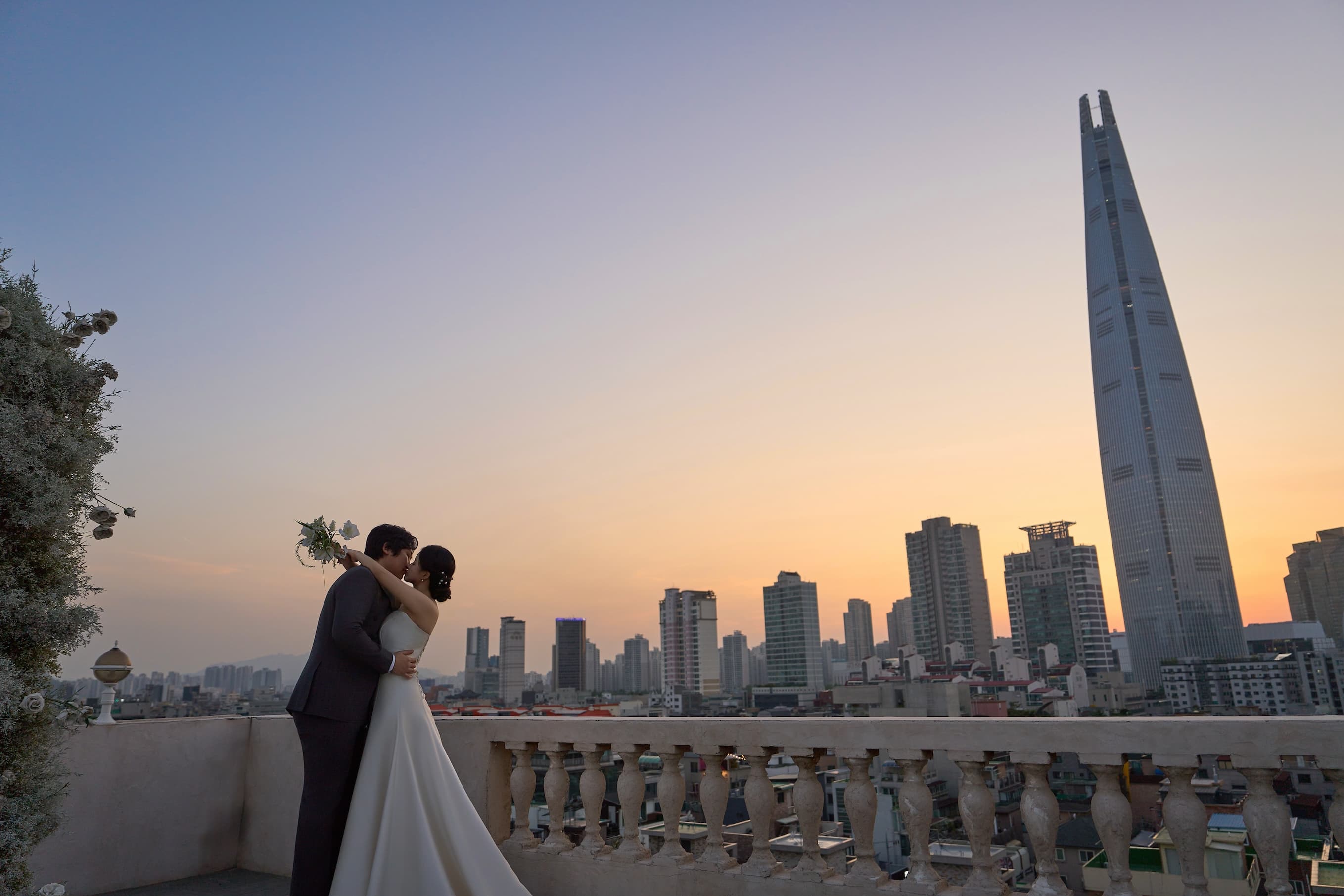 우리, 아름답고 즐겁게 살겠습니다!
